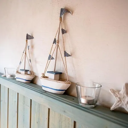 Stilvolles Kapteins Mit Kamin - Momme Nordstrand